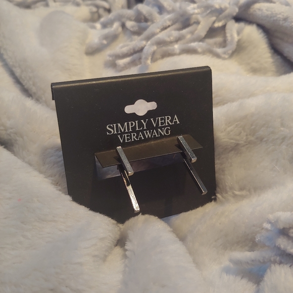 Simply Vera Vera Wang Jewelry - Simply Vera silver earrings NWT